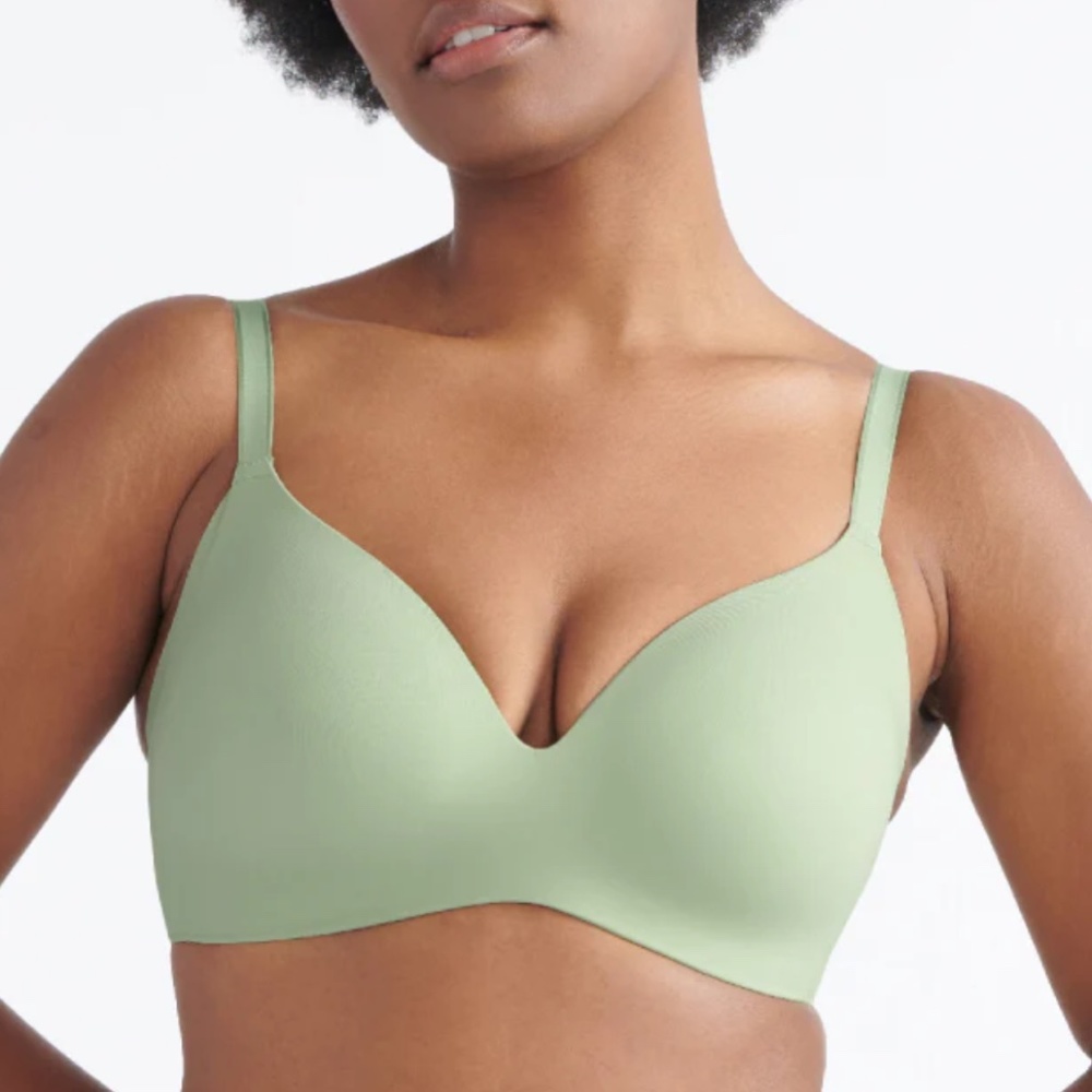 Knix Wingwoman Bra Size 5 in Eucalyptus